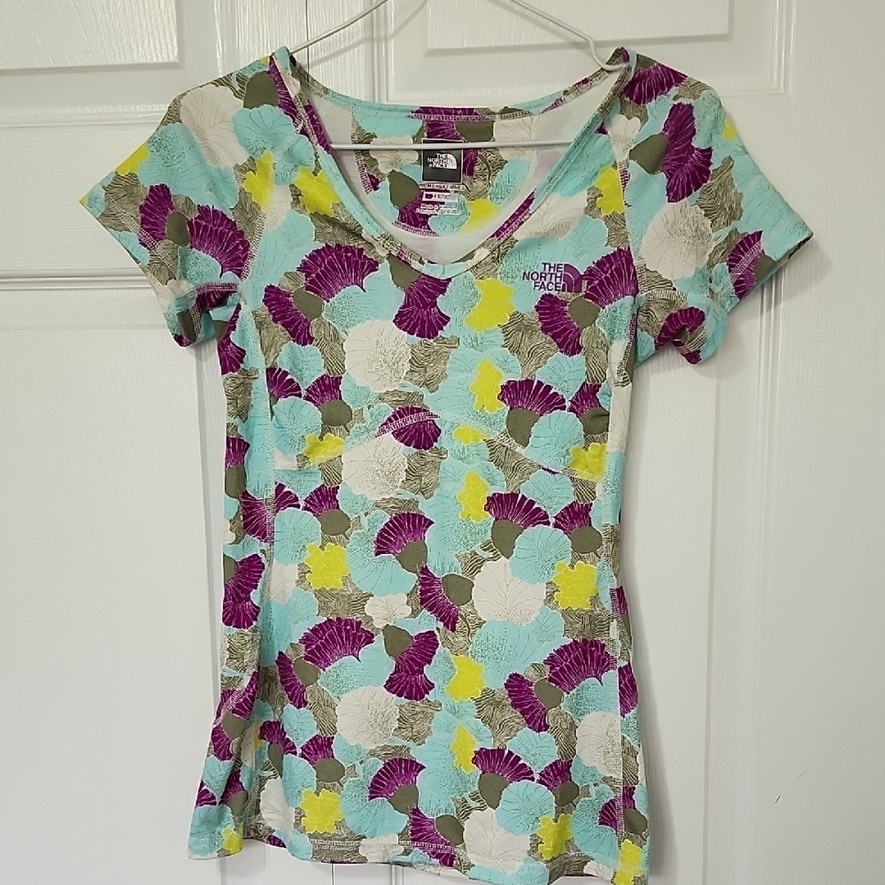 The North Face Purple Pink Fitted Short Sleeve Tee